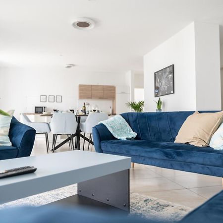 Appartamento Zentral - Fuer 6 - 2X Frei Parken - Terrasse Gießen Esterno foto